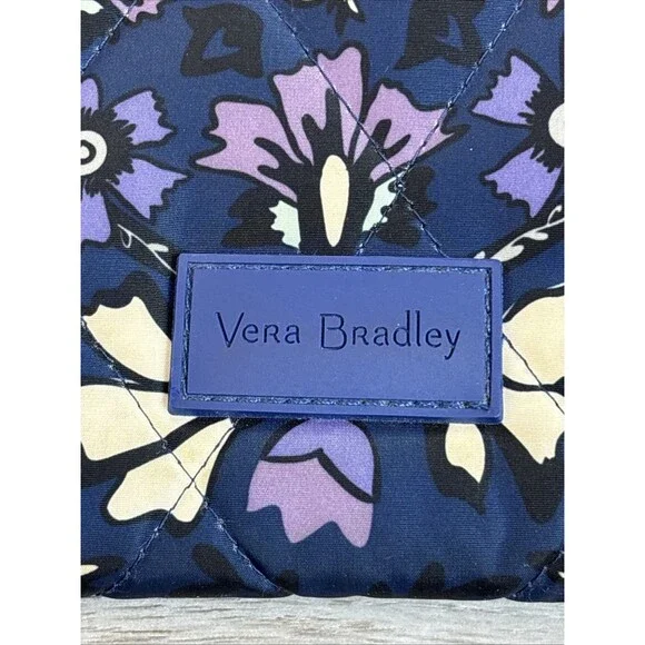 Vera Bradley Ultralight Wallet Floral Blue Zip Around Pockets Inside - Picture 2 of 6